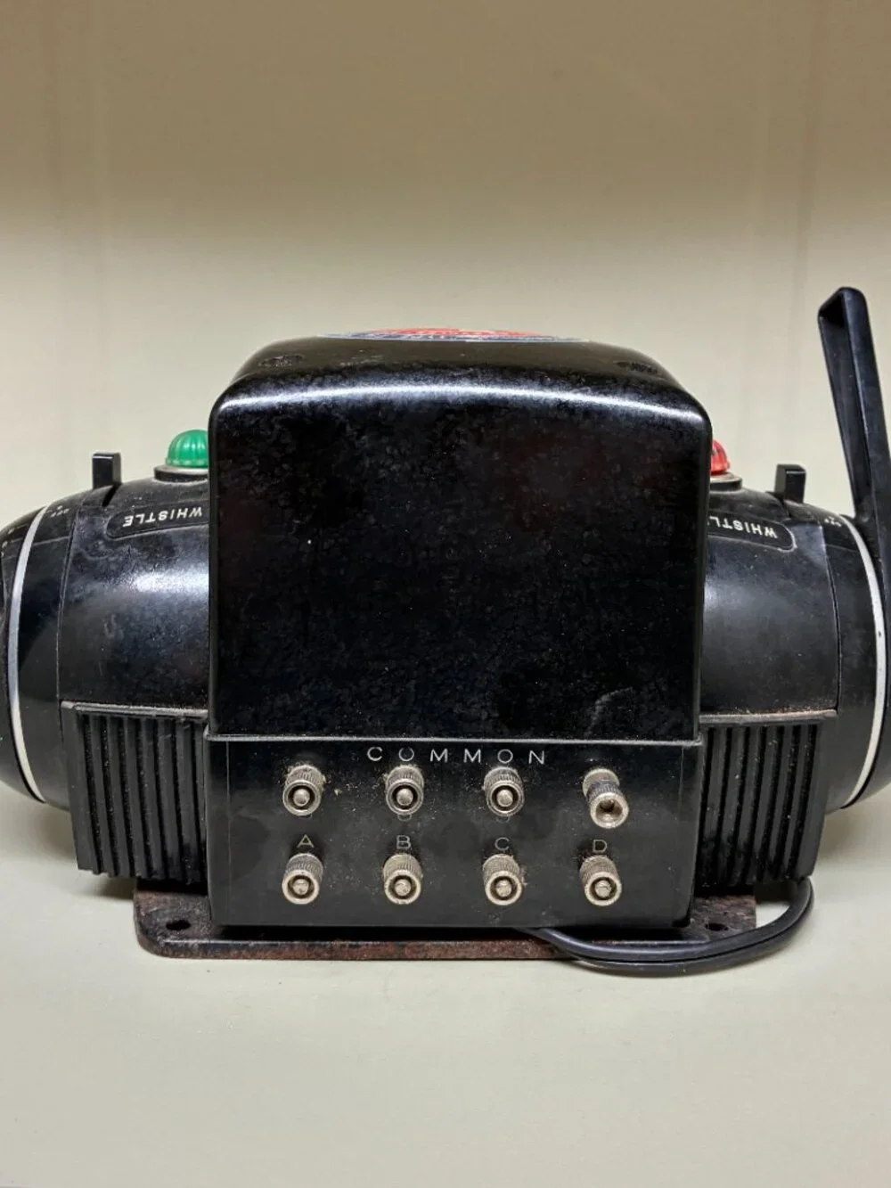 Vintage Postwar Lionel Trainmaster Type ZW Transformer 275 Watt O Gauge